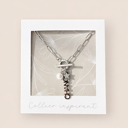 Collier porte-bonheur CHANCE – Étoile & perle lumineuse