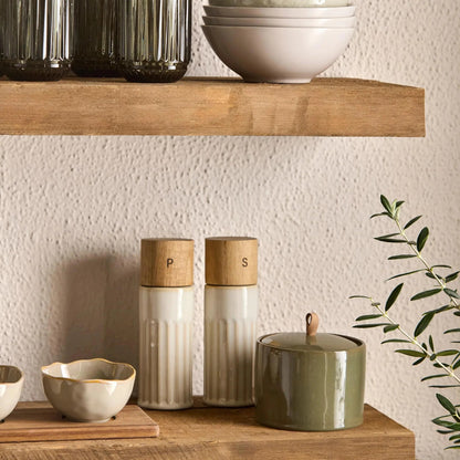 Duo de moulins à sel et poivre en céramique blanc cassé et bois d’acacia