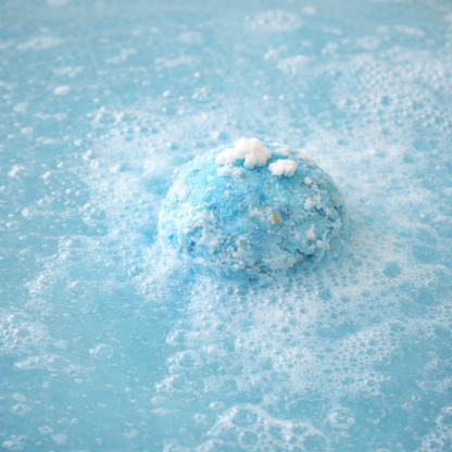 Moisturizing Bath Bombs – Blue Raspberry - Savonnerie Bain & Bulles
